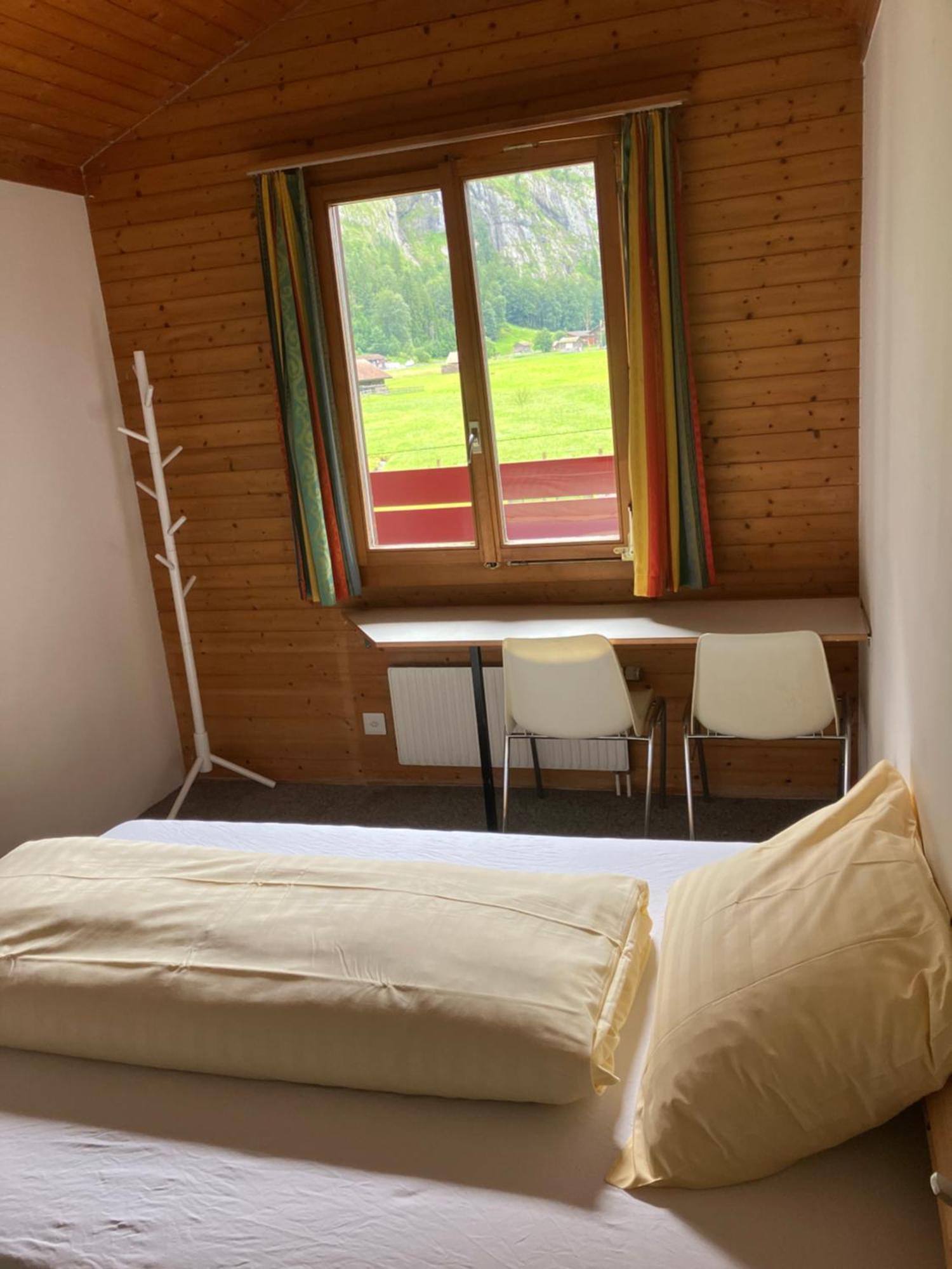 Alpine Base Hostel - Adults Only Lauterbrunnen Exterior foto